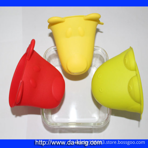 Silicone insulated gloves